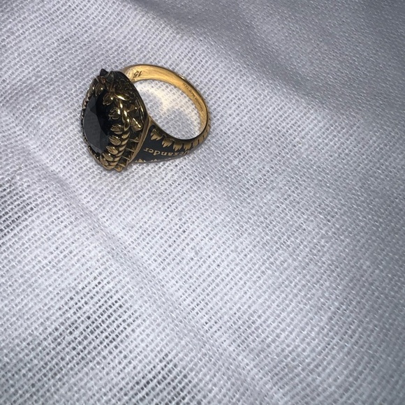 Alexander McQueen Black and Gold Statement Ring - Picture 4 of 6